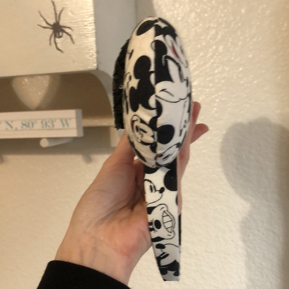 Minnie Ears Handmade - Picture 6 of 7